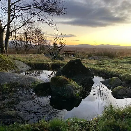 The Rockhouse - Cosy Stone Built Thatch *
